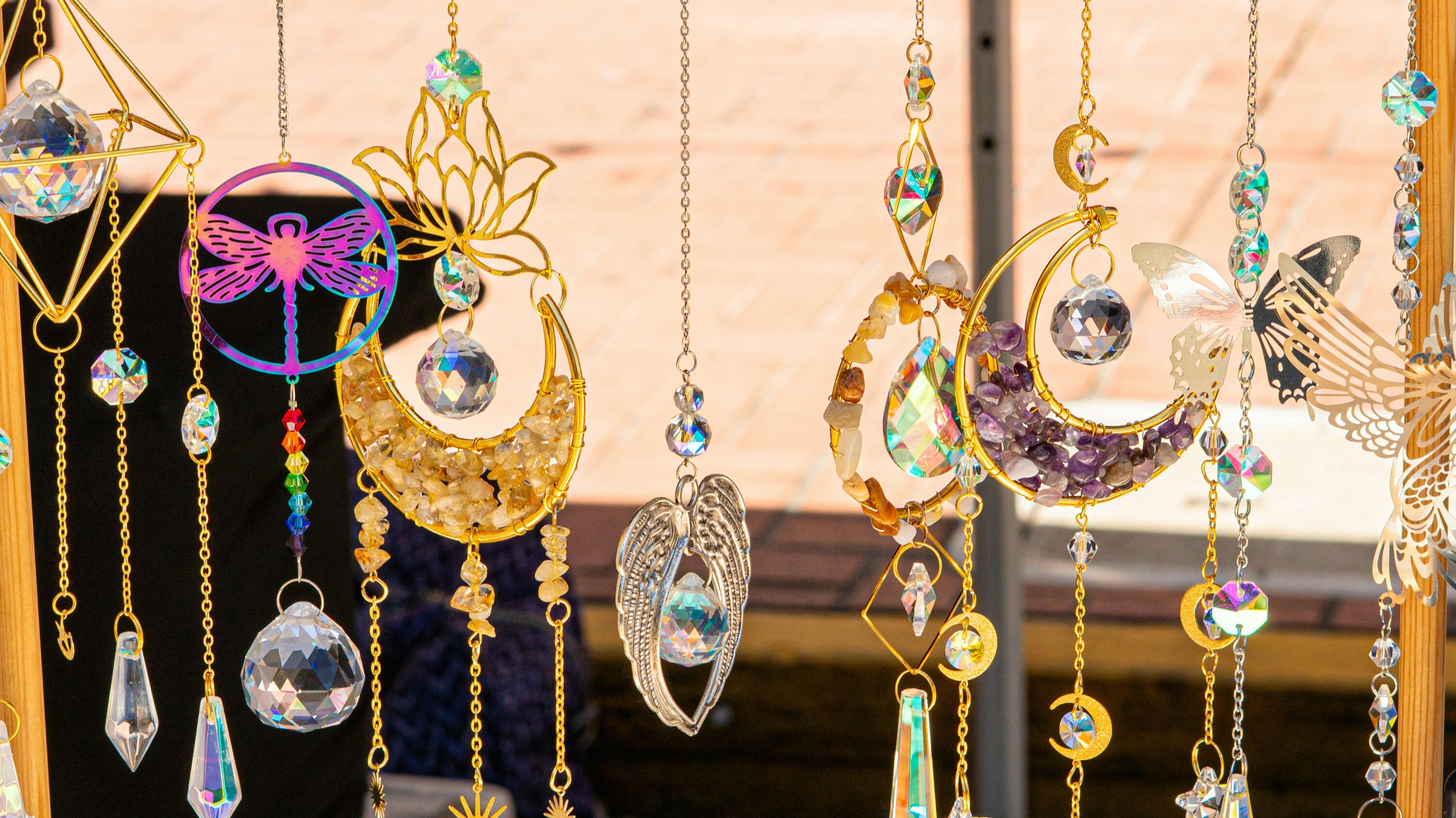 Photographers, Artists, Jewelry Makers, Models, Musicians Jackson Tennessee